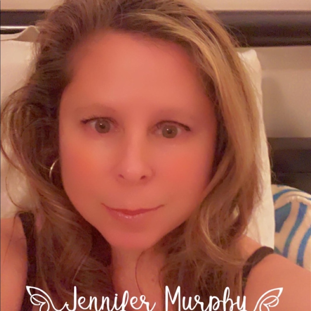 Meet your Posher, Jennifer